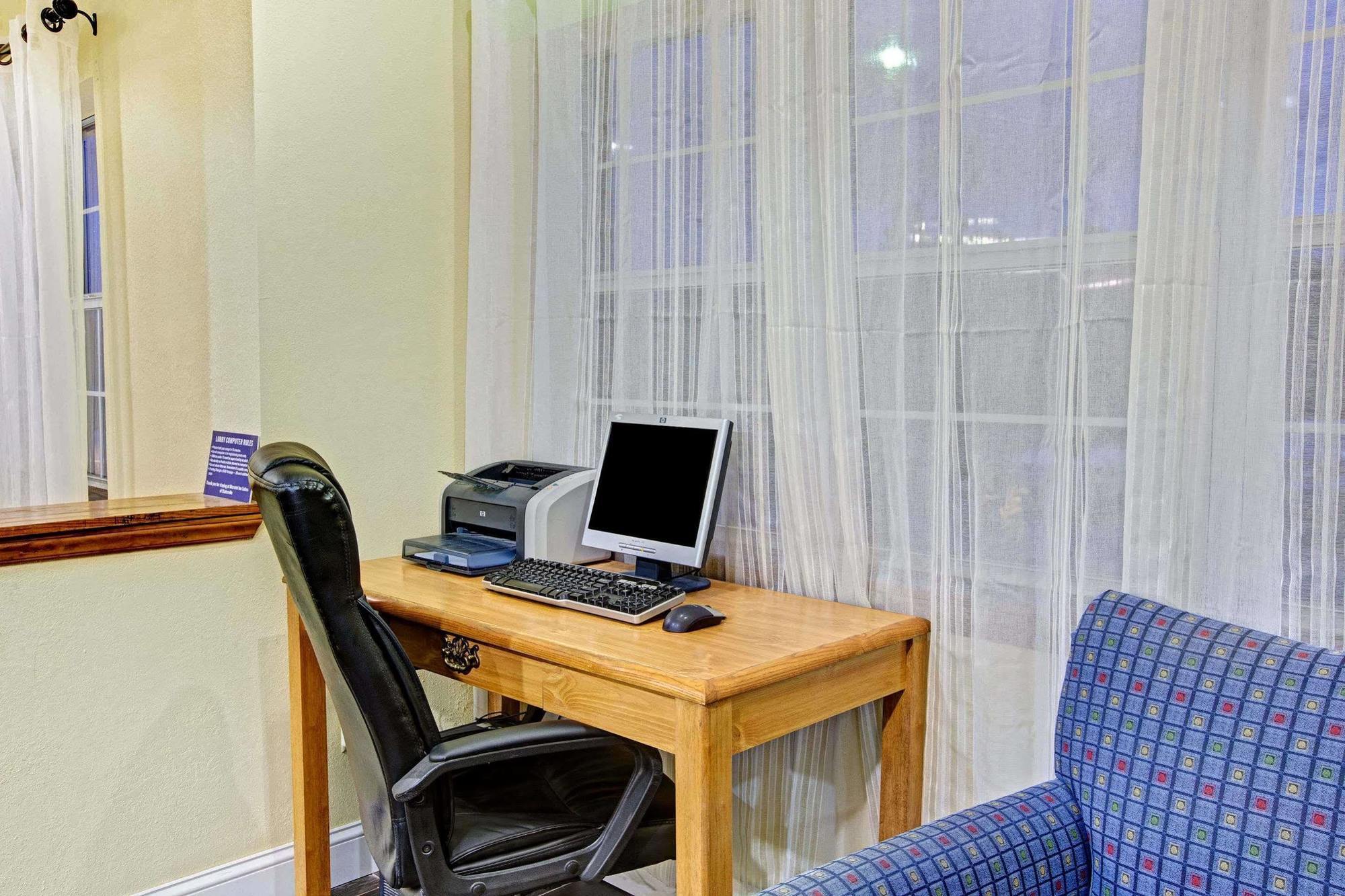 Microtel Inn & Suites By Wyndham Statesville Dış mekan fotoğraf